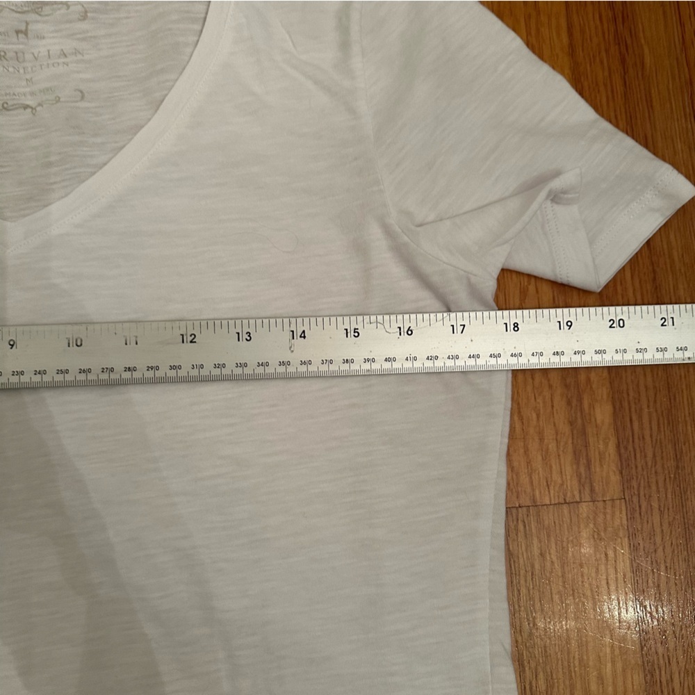 Peruvian connection Tee Size Medium (g8) - Picture 7 of 10